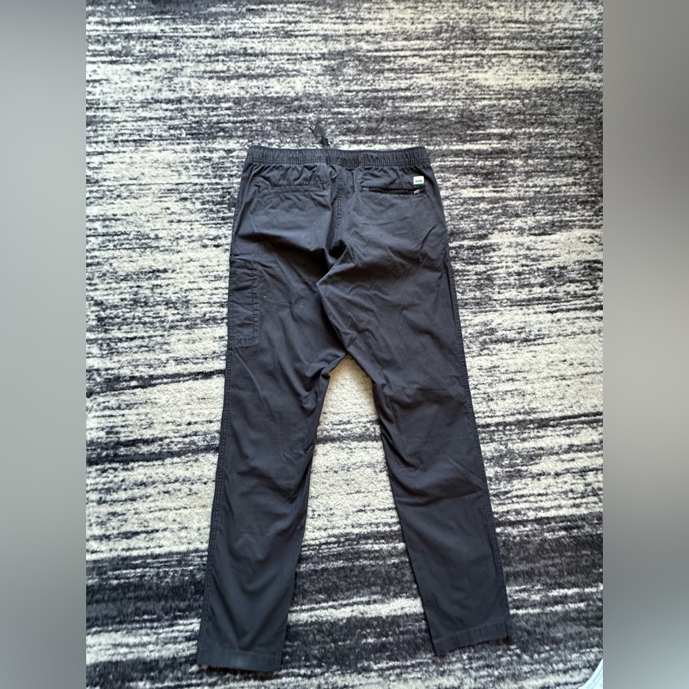 Vuori DARK CHARCOAL Pants. Size M